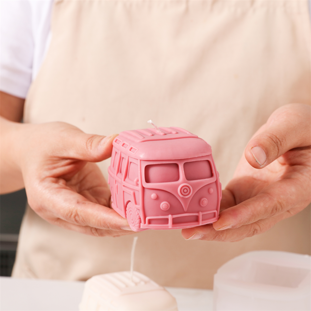 Nicole Vintage Retro Mini Car  - огляд і ціна Soap Making Additives